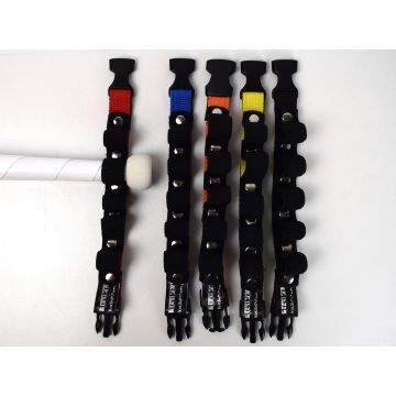 Strap for 5 juggling clubs Strap for 5 juggling clubs